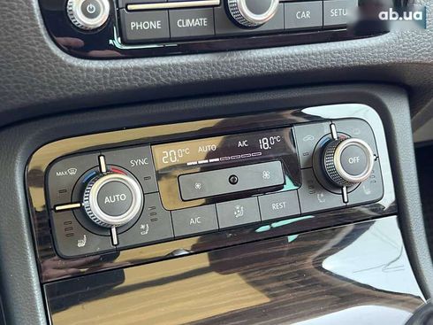 Volkswagen Touareg 2015 - фото 14