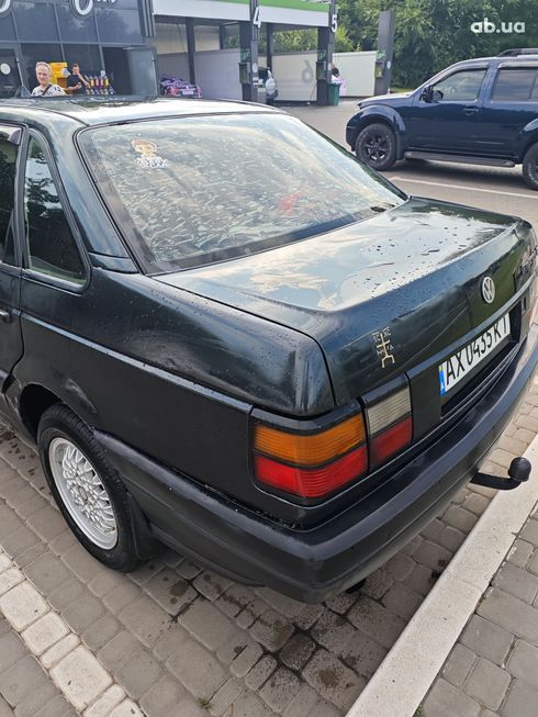 Volkswagen Passat 1991 синий - фото 12