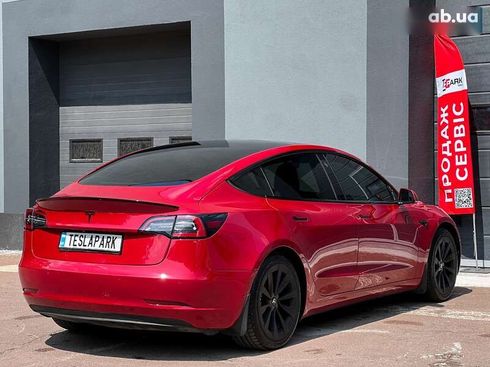 Tesla Model 3 2021 - фото 10