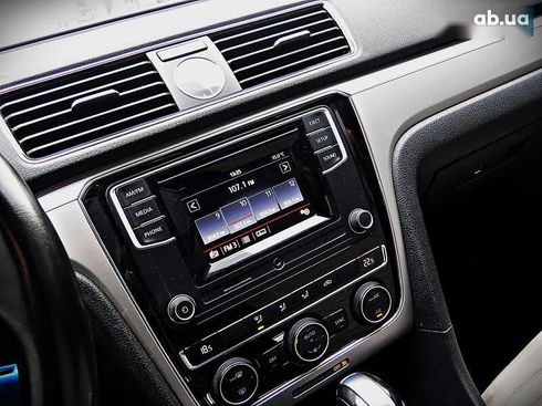 Volkswagen Passat 2016 - фото 10