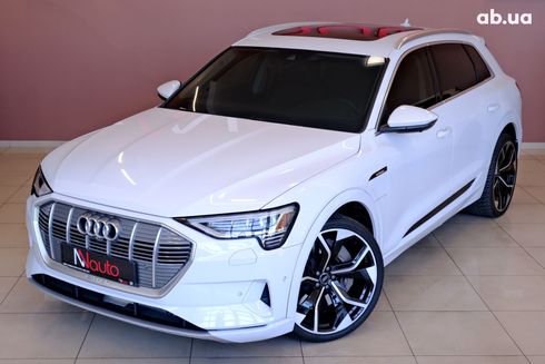 Audi E-Tron 2020 - фото 2