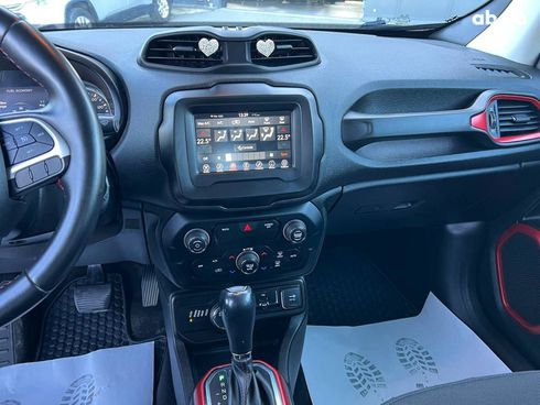 Jeep Renegade 2017 черный - фото 30