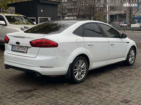 Ford Mondeo 2011 - фото 9
