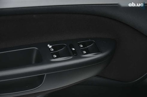 Skoda Octavia 2012 - фото 18