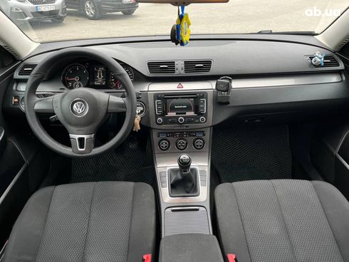 Volkswagen passat b6 2009 черный - фото 26