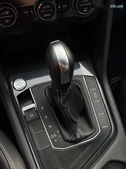 Volkswagen Tiguan 2021 - фото 13