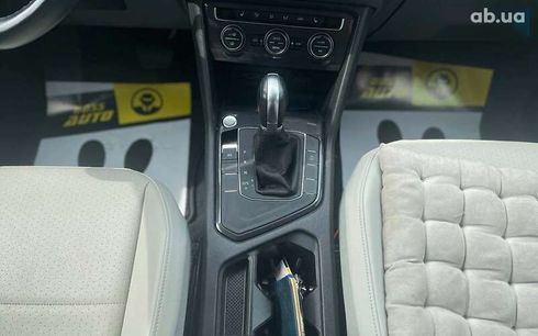 Volkswagen Tiguan 2019 - фото 13