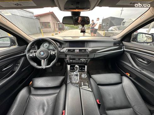 BMW 5 серия 2012 черный - фото 32