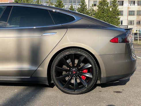Tesla Model S 2016 коричневый - фото 10