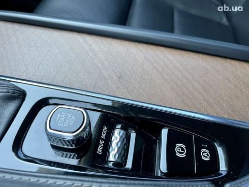 Volvo XC90 2017 - фото 14