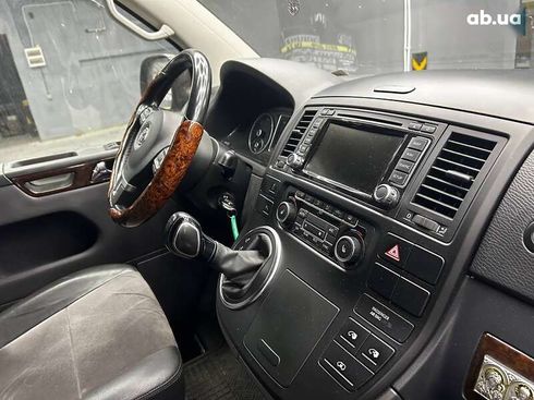 Volkswagen Multivan 2015 - фото 21