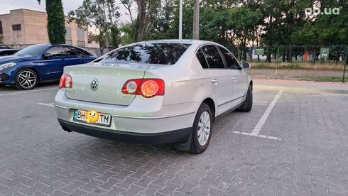 Volkswagen Passat 2008 серый - фото 3