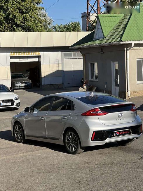 Hyundai Ioniq 2018 - фото 14