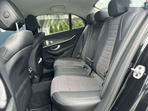 Mercedes-Benz E-Класс 2020 - фото 11
