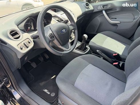 Ford Fiesta 2011 - фото 12