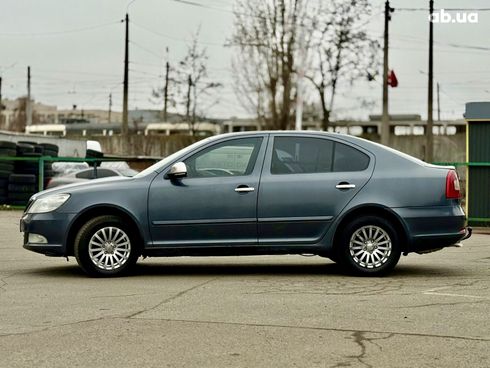 Skoda Octavia 2011 серый - фото 2