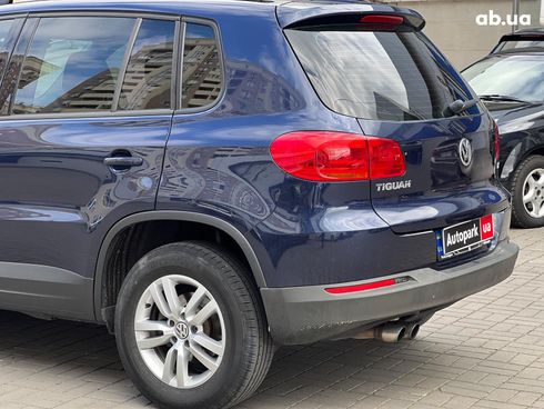 Volkswagen Tiguan 2016 синий - фото 10