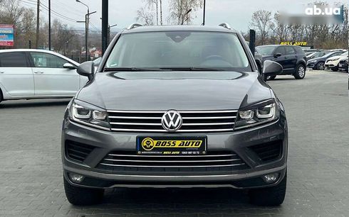 Volkswagen Touareg 2015 - фото 2