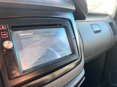 Mercedes-Benz Vito 2006 красный - фото 22