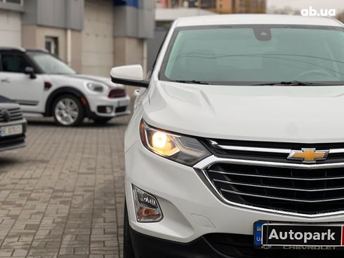 Chevrolet Equinox 2019 белый - фото 4