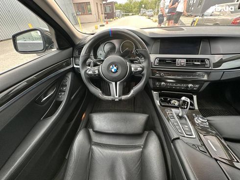 BMW 5 серия 2012 черный - фото 33