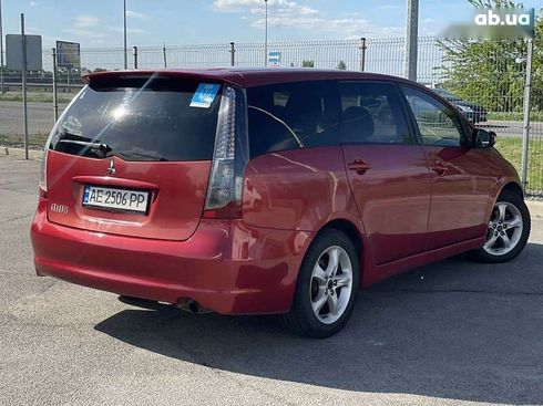 Mitsubishi Grandis 2005 - фото 4