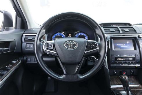 Toyota Camry 2015 - фото 18