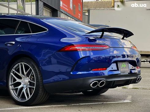 Mercedes-Benz AMG GT 4 2019 - фото 21