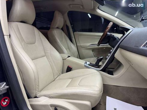 Volvo XC60 2013 - фото 16