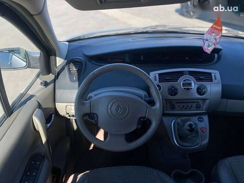 Renault Scenic 2005 - фото 18