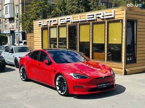 Tesla Model S 2021 - фото 13