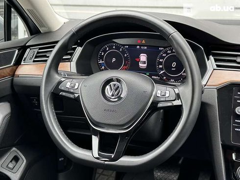Volkswagen Passat 2019 - фото 11