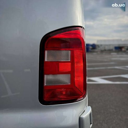 Volkswagen Transporter 2019 - фото 12