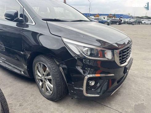 Kia Carnival 2019 - фото 7