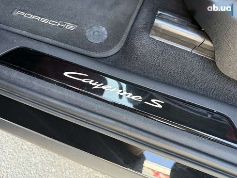 Porsche Cayenne Coupe 2024 - фото 18