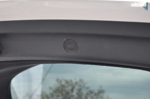 Tesla Model Y 2023 - фото 24