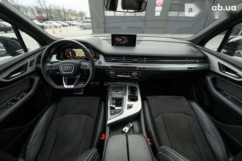 Audi Q7 2019 - фото 30