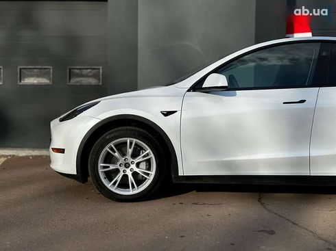 Tesla Model Y 2024 - фото 4