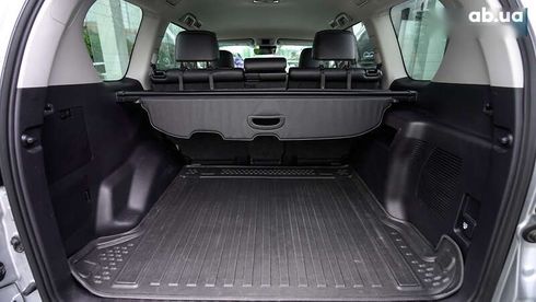 Toyota Land Cruiser Prado 2023 - фото 10
