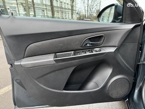 Chevrolet Cruze 2013 серый - фото 11