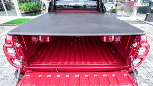 Toyota Hilux 2023 - фото 10