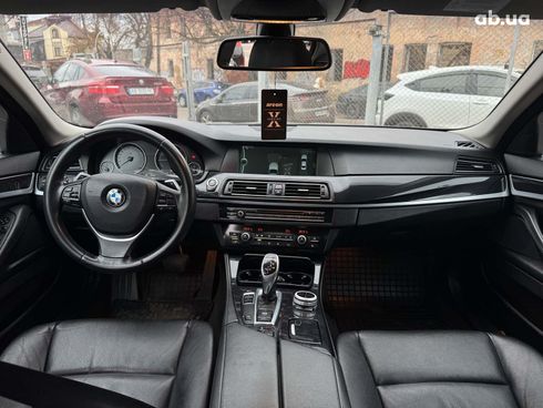 BMW 5 серия 2012 серый - фото 34