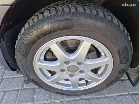 Skoda Octavia 2010 - фото 9