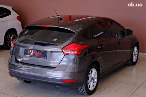 Ford Focus 2016 серый - фото 5
