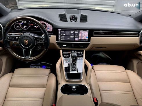 Porsche Cayenne Coupe 2019 - фото 17