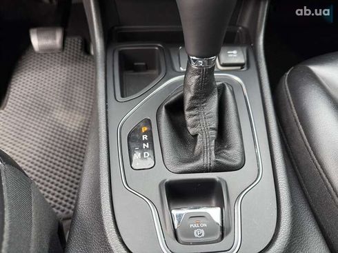 Jeep Cherokee 2018 - фото 25