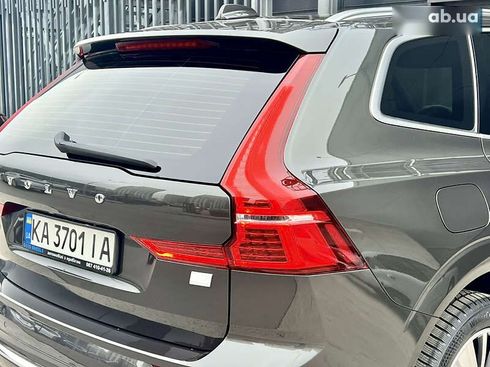 Volvo XC60 2021 - фото 11