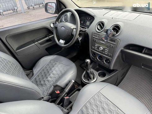 Ford Fusion 2011 - фото 26