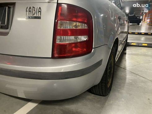 Skoda Fabia 2003 - фото 6