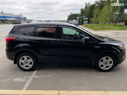 Ford Escape 2019 - фото 10